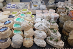 Käse und andere Artikel